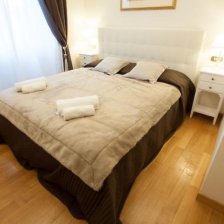 Innsiderome Bagian luar foto