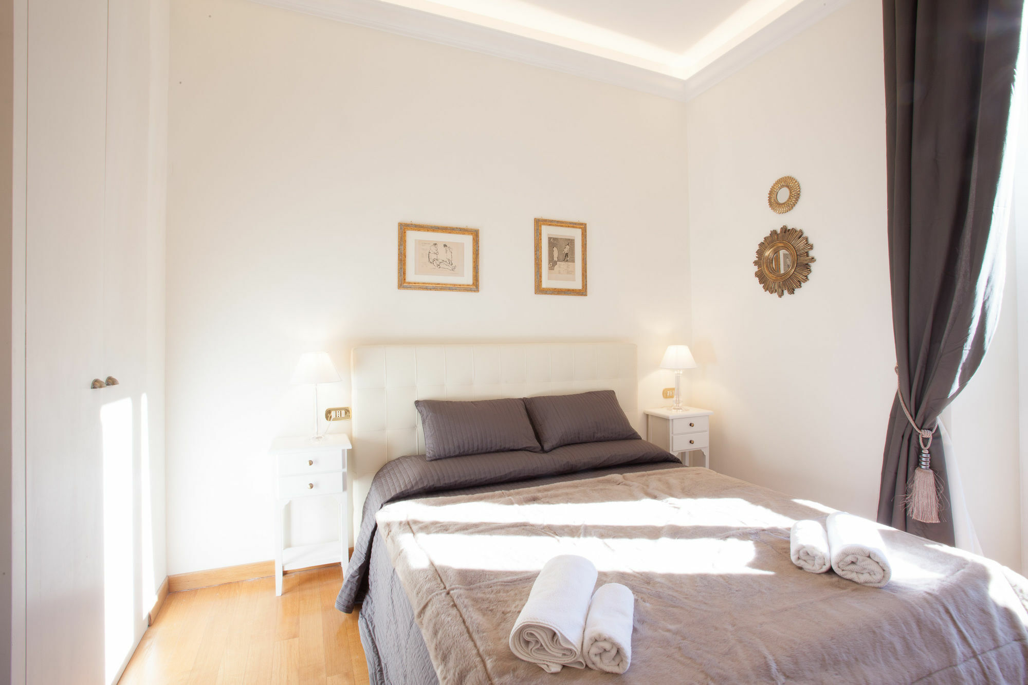 Innsiderome Bagian luar foto